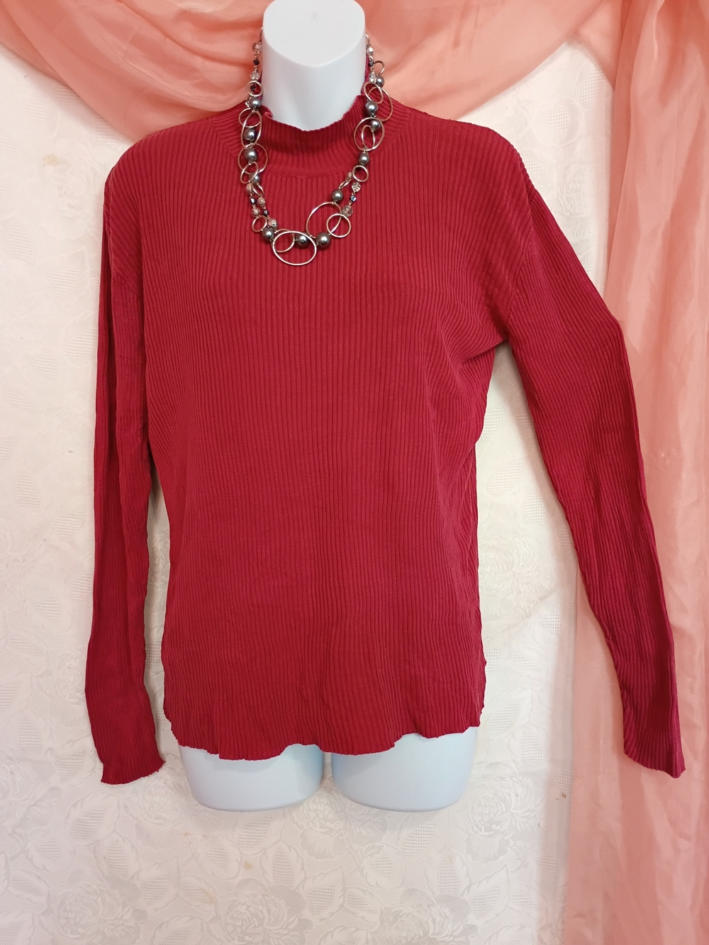 Vintage Ann Taylor Ladies Ribbed Long-Sleeve Mock Neck Top in Crimson Red Sz 10
